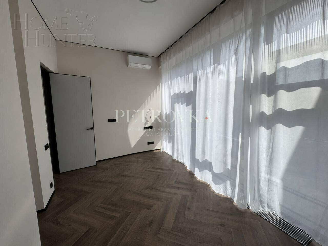 3-этажный таунхаус 168.6 м² с отделкой
