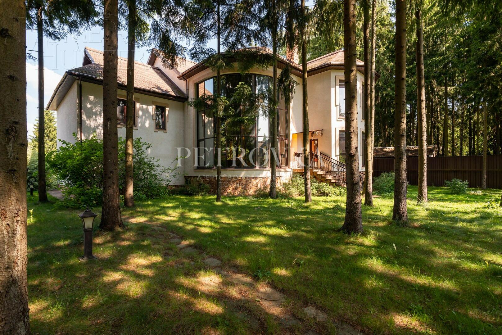 2-этажный коттедж 600 м² с отделкой