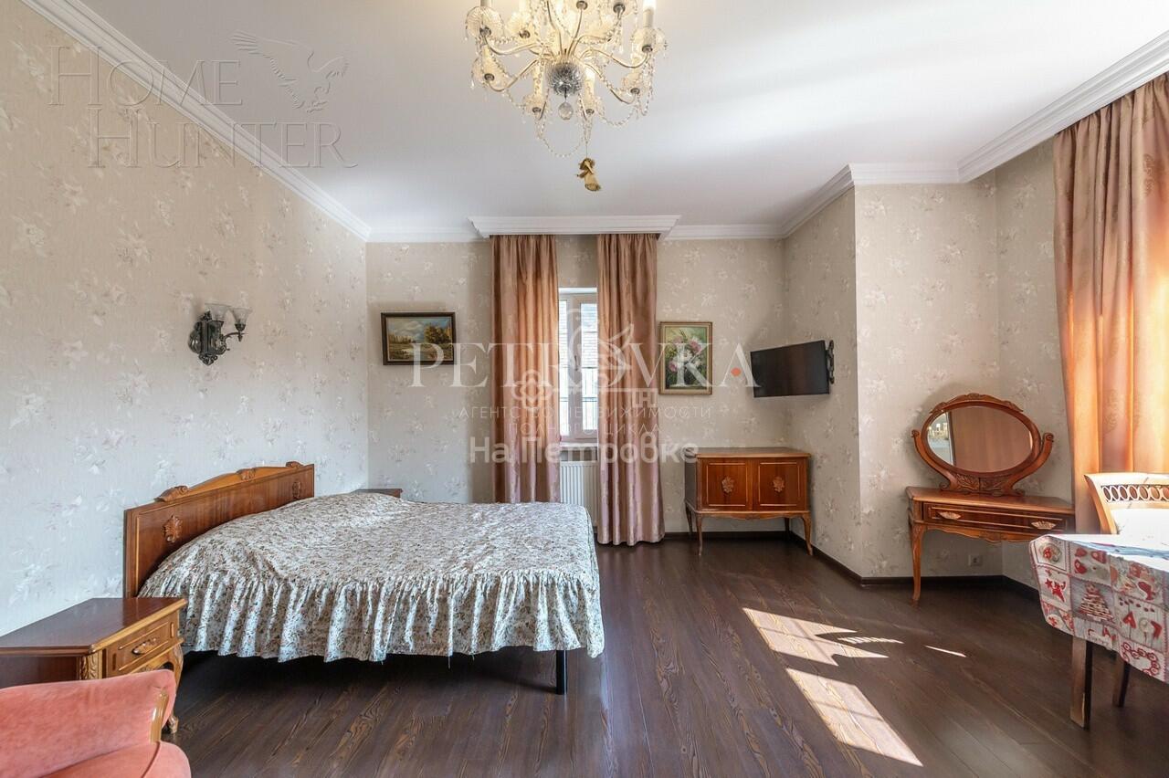3-этажный коттедж 428 м² с отделкой