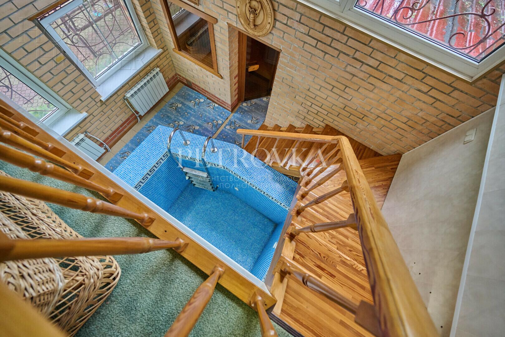 2-этажный коттедж 444.4 м² с отделкой