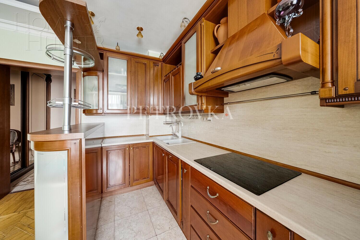 3-КОМН. КВАРТИРА С ОТДЕЛКОЙ 127 М² НА 2 ЭТАЖЕ