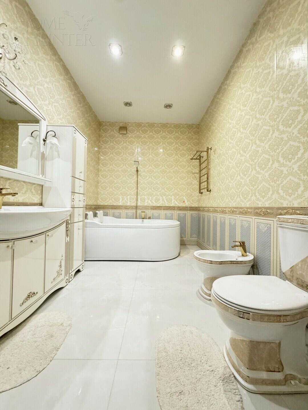 2-этажный коттедж 370 м² с отделкой