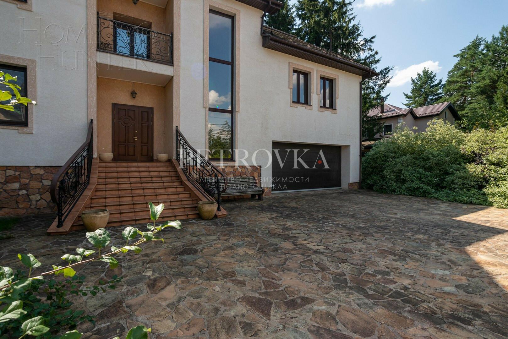 2-этажный коттедж 600 м² с отделкой