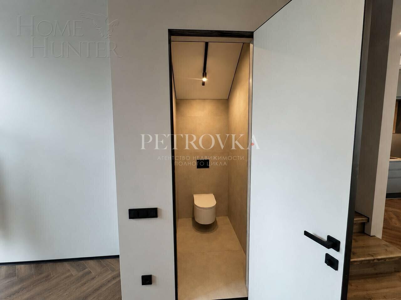 3-этажный таунхаус 168.6 м² с отделкой