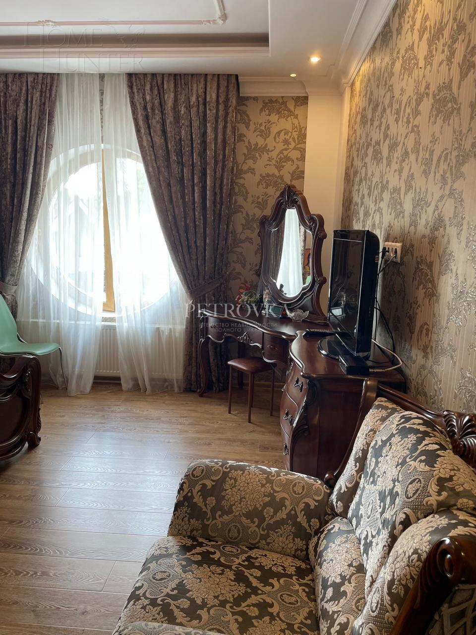 2-этажный коттедж 330 м² с отделкой