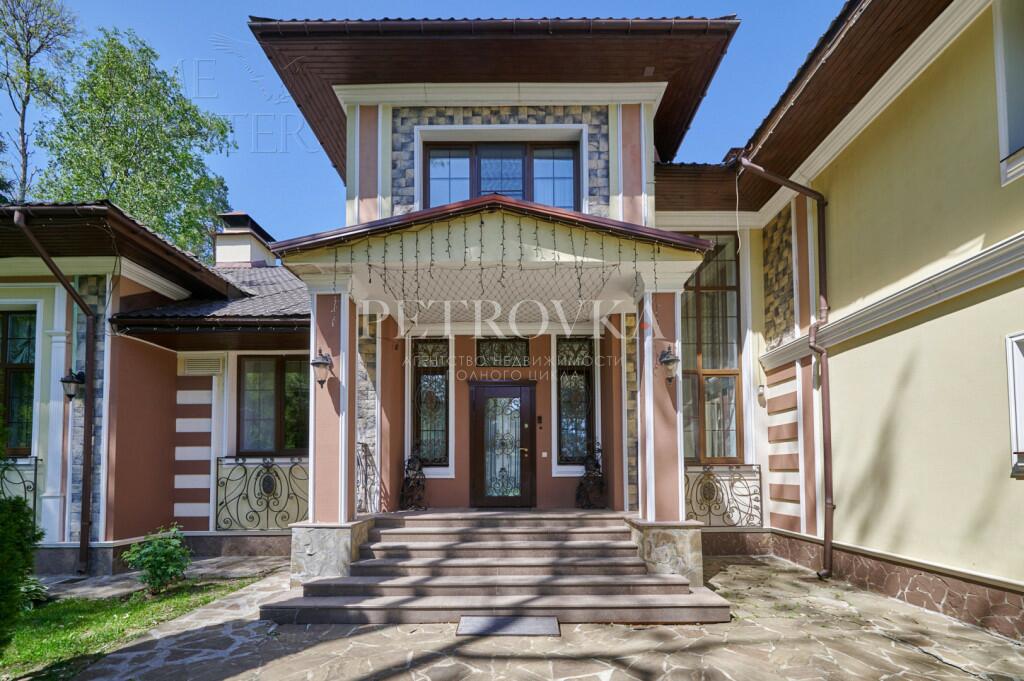 2-этажный коттедж 580.8 м² с отделкой