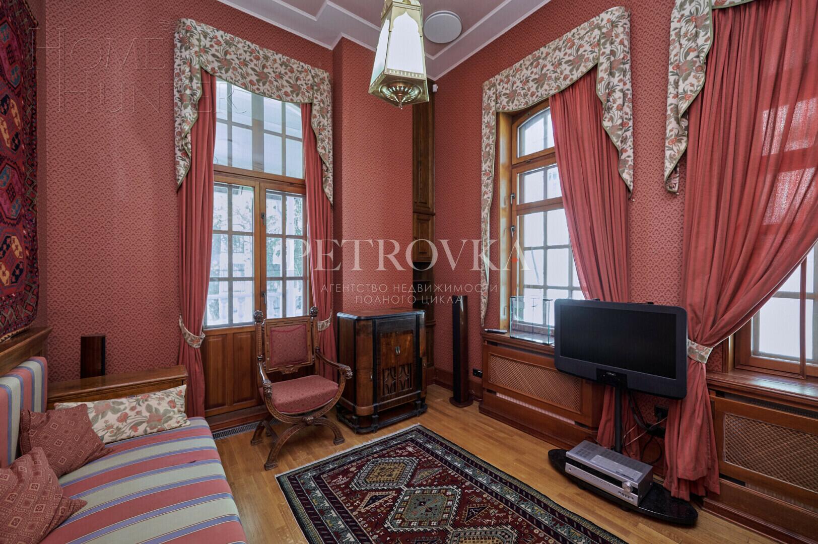 2-этажный коттедж 375 м² с отделкой