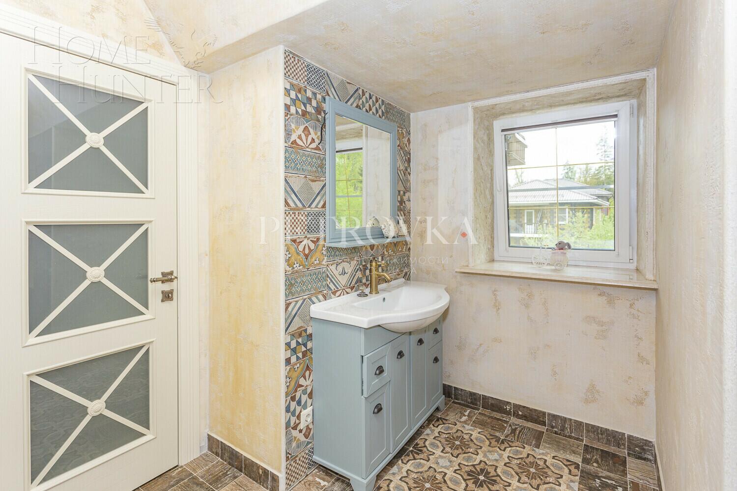 2-этажный коттедж 488.7 м² с отделкой