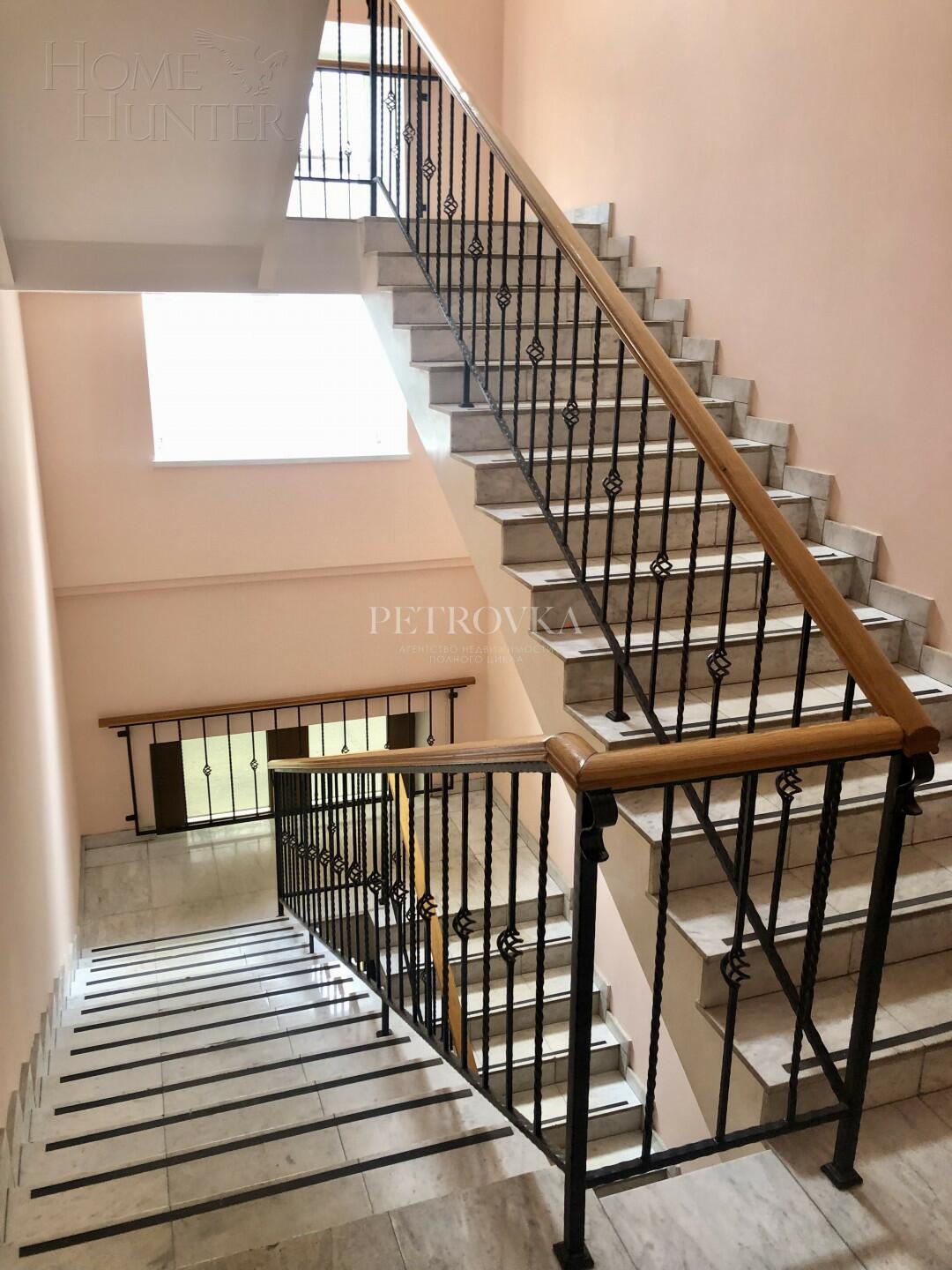 3-КОМН. КВАРТИРА С ОТДЕЛКОЙ 150.3 М² НА 2 ЭТАЖЕ