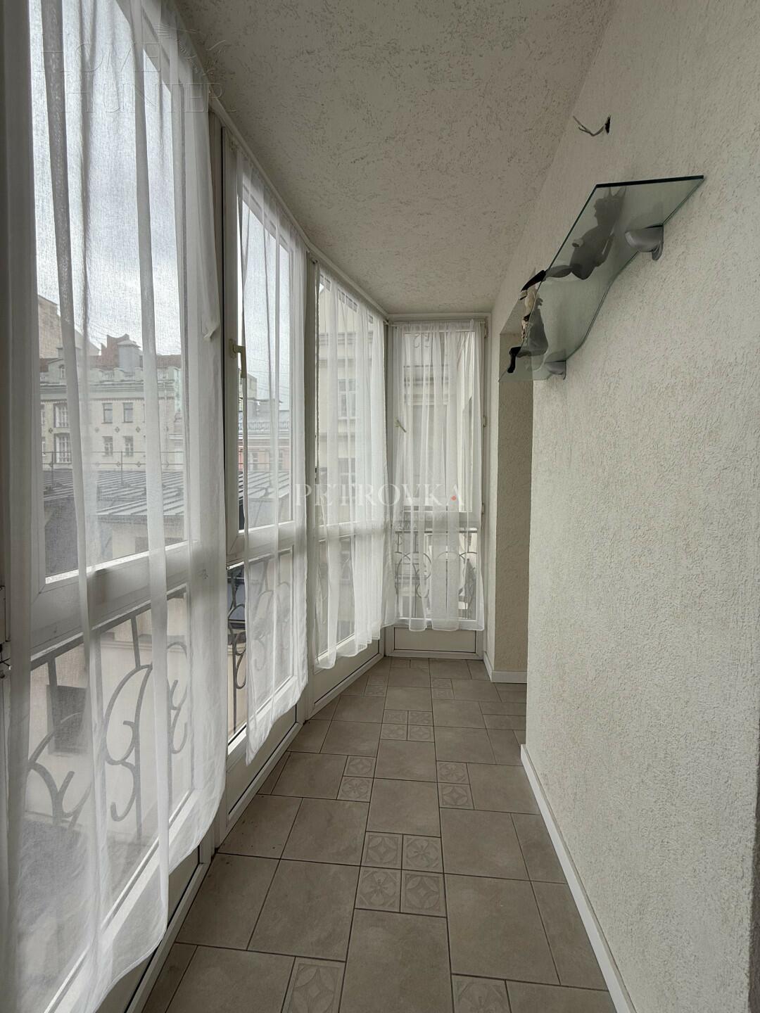 5-КОМН. КВАРТИРА С ОТДЕЛКОЙ 187 М² НА 3 ЭТАЖЕ