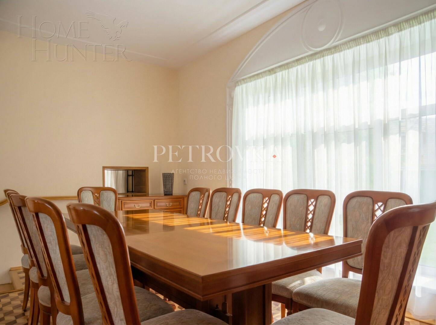 3-этажный коттедж 527 м² с отделкой