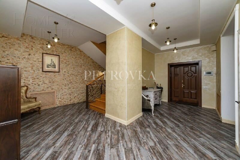 2-этажный коттедж 600 м² с отделкой