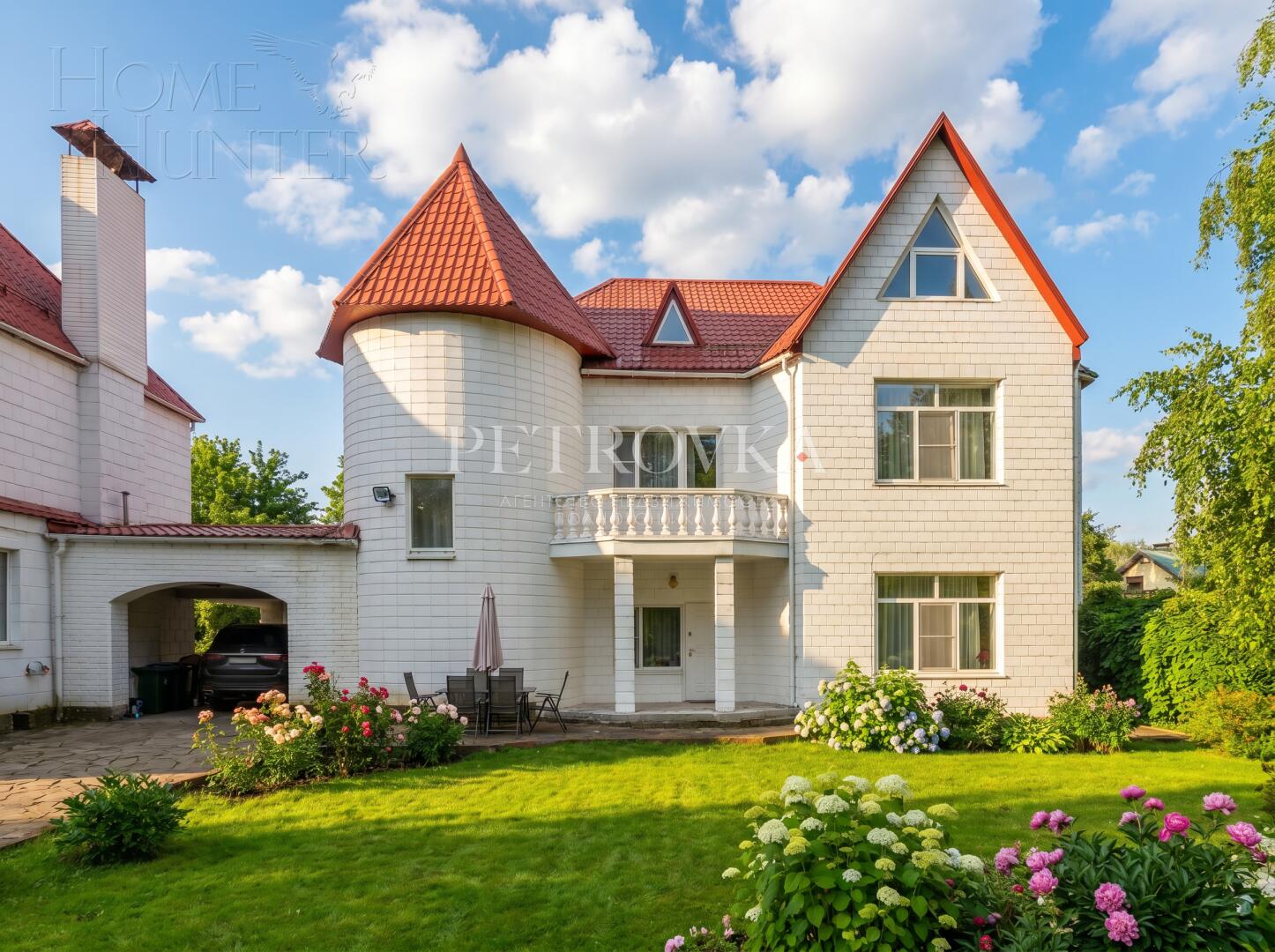 2-этажный коттедж 261 м² с отделкой