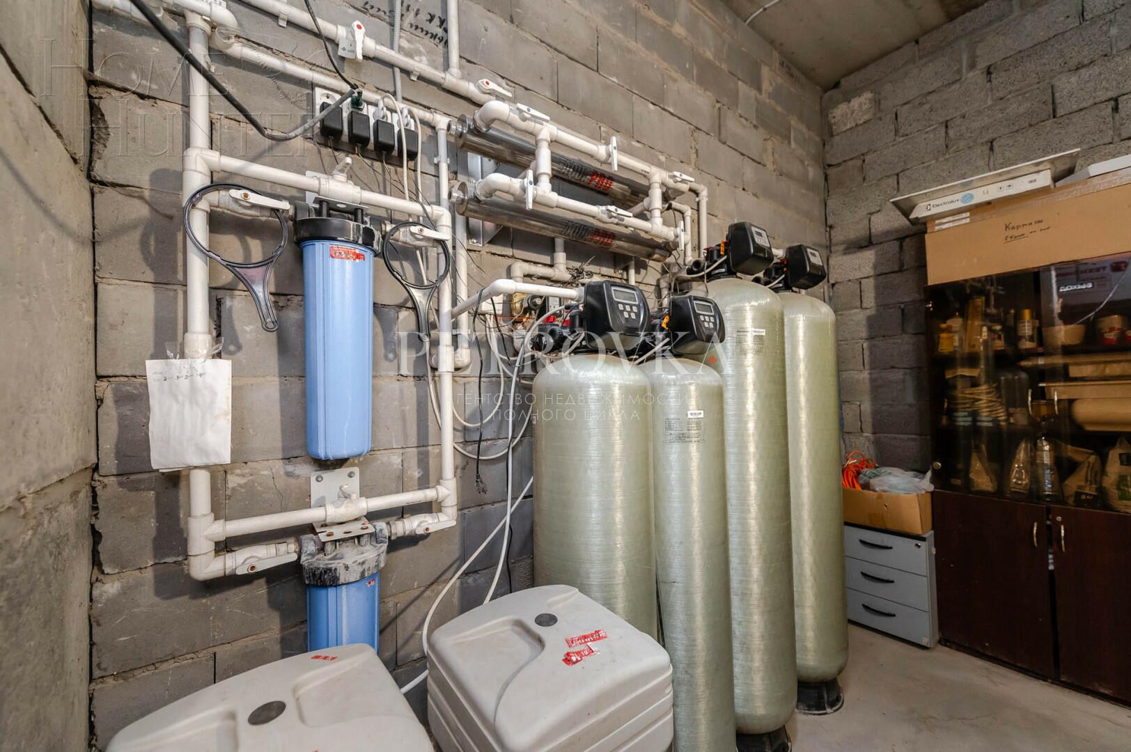 2-этажный коттедж 1 323.9 м² с отделкой