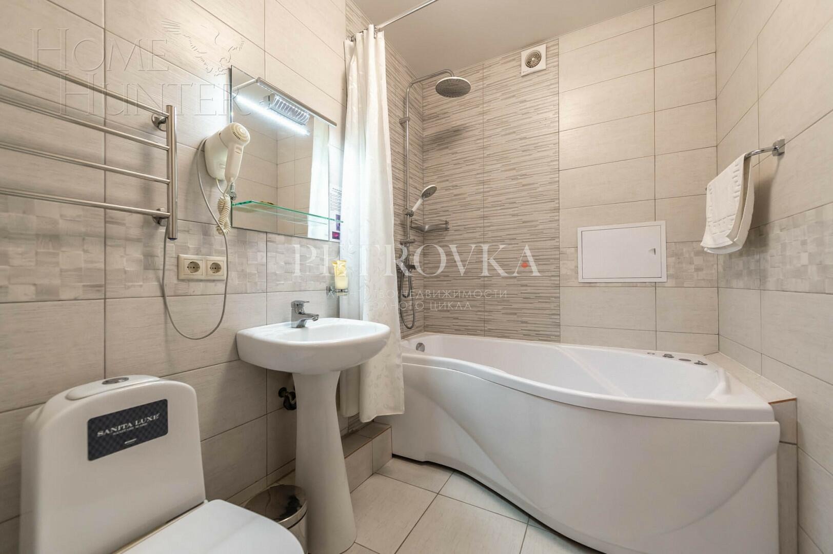 2-этажный коттедж 1 323.9 м² с отделкой