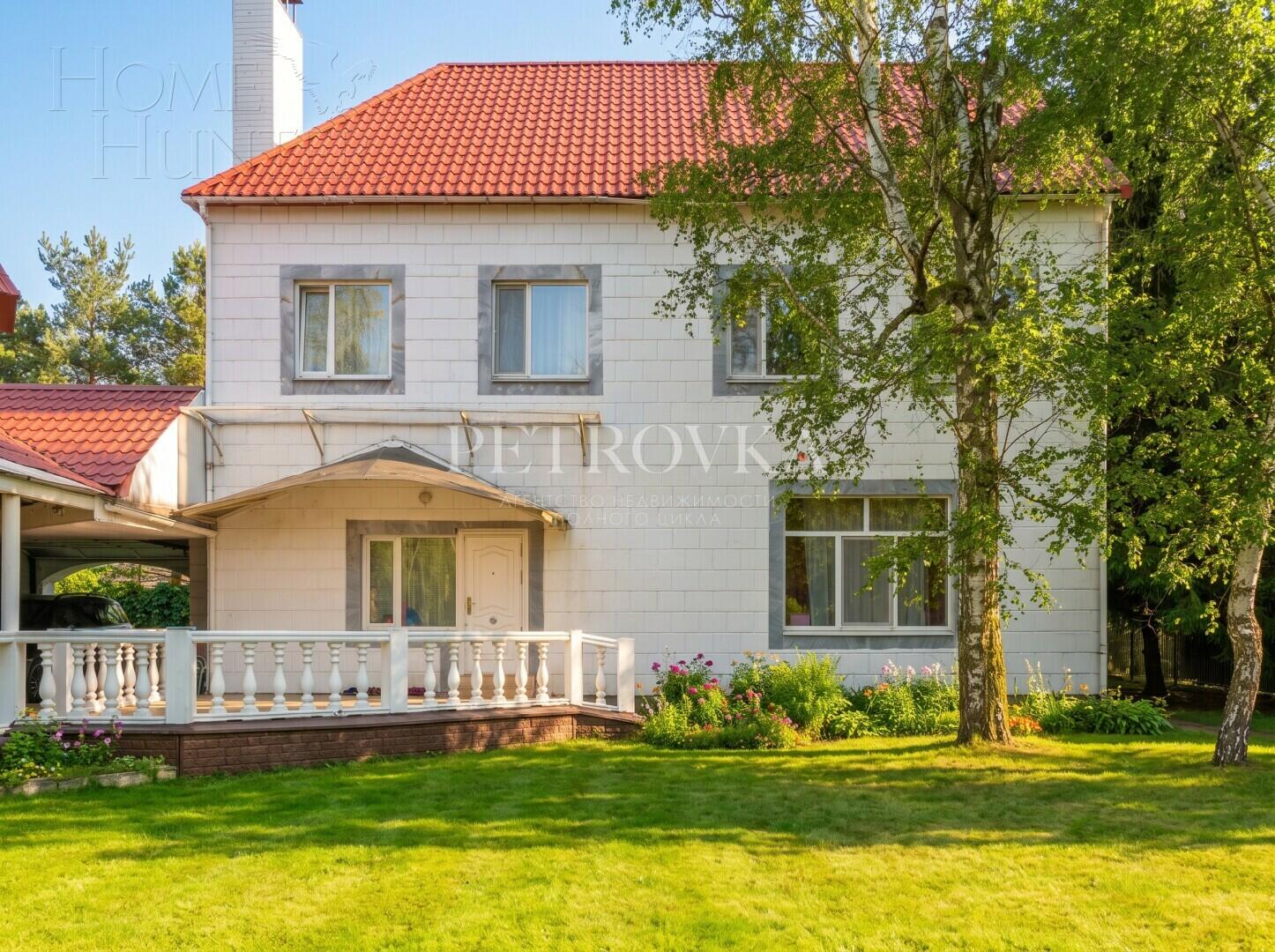 2-этажный коттедж 261 м² с отделкой