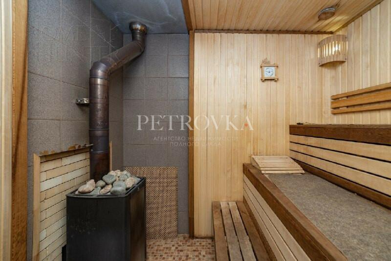 2-этажный коттедж 600 м² с отделкой