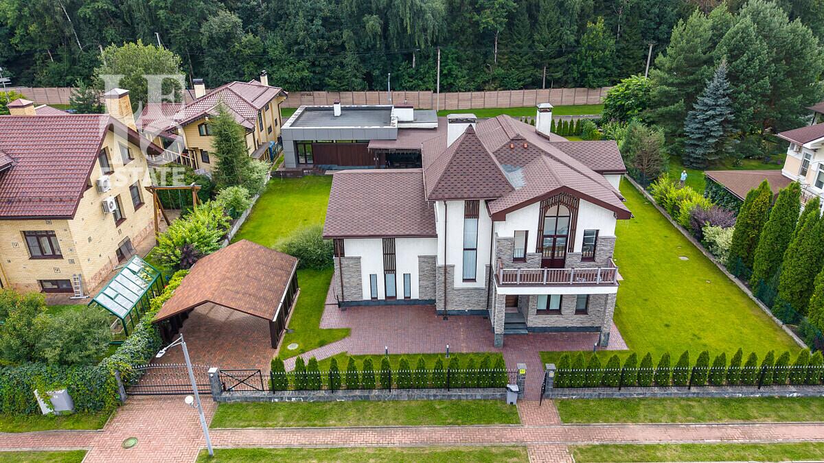 1-этажный коттедж 446 м² с отделкой