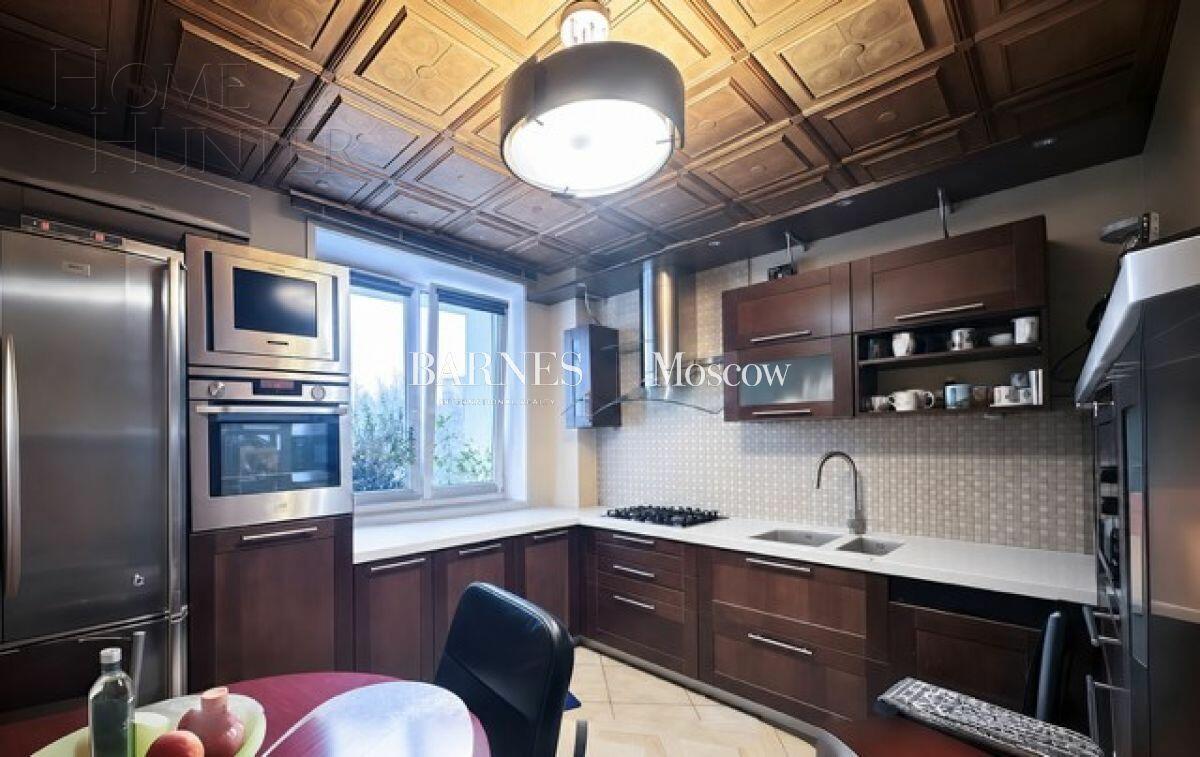 4-КОМН. КВАРТИРА С ОТДЕЛКОЙ 105 М² НА 4 ЭТАЖЕ