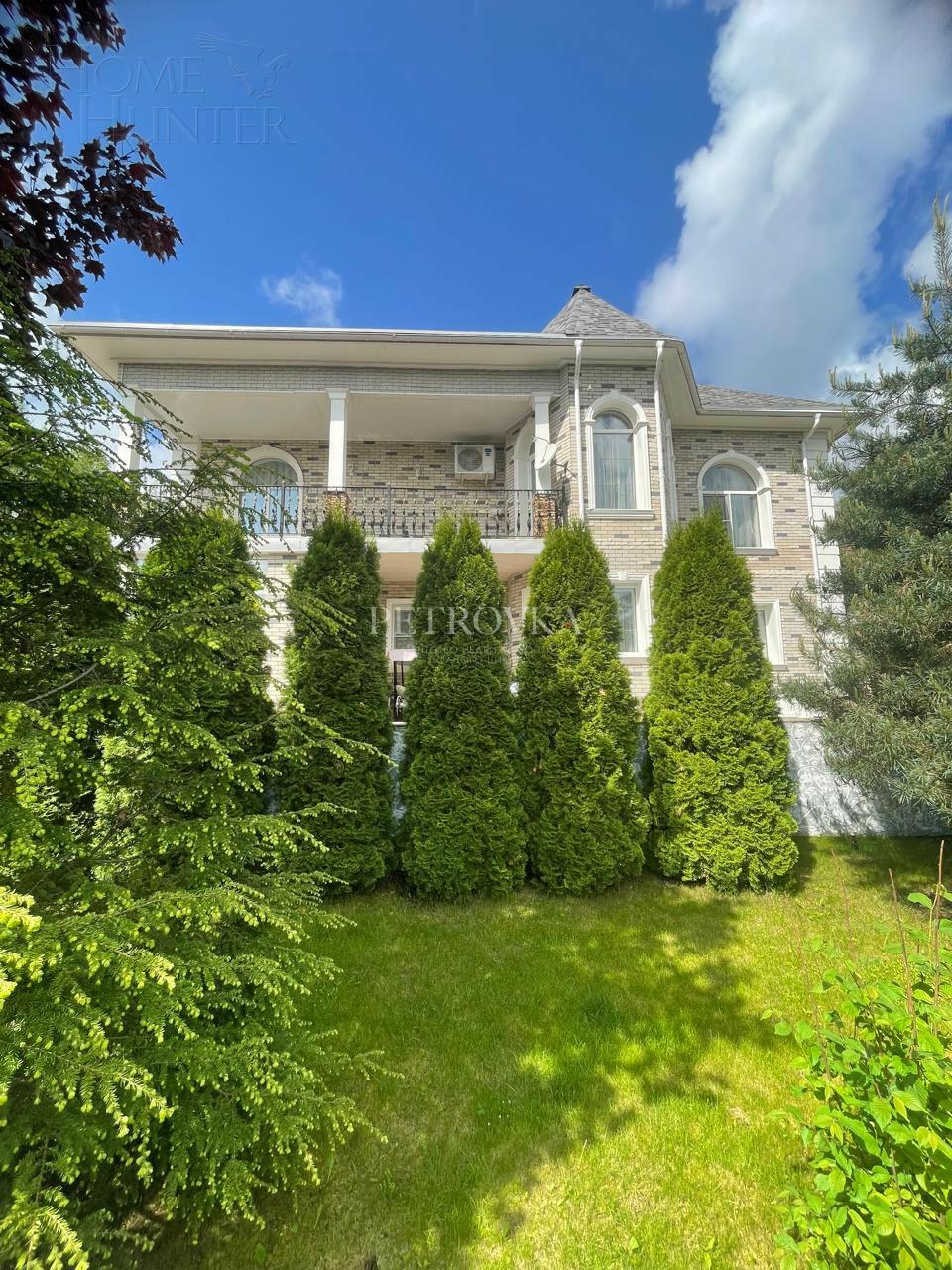 2-этажный коттедж 330 м² с отделкой