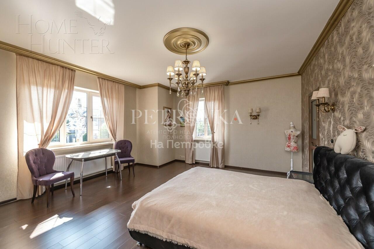 3-этажный коттедж 428 м² с отделкой