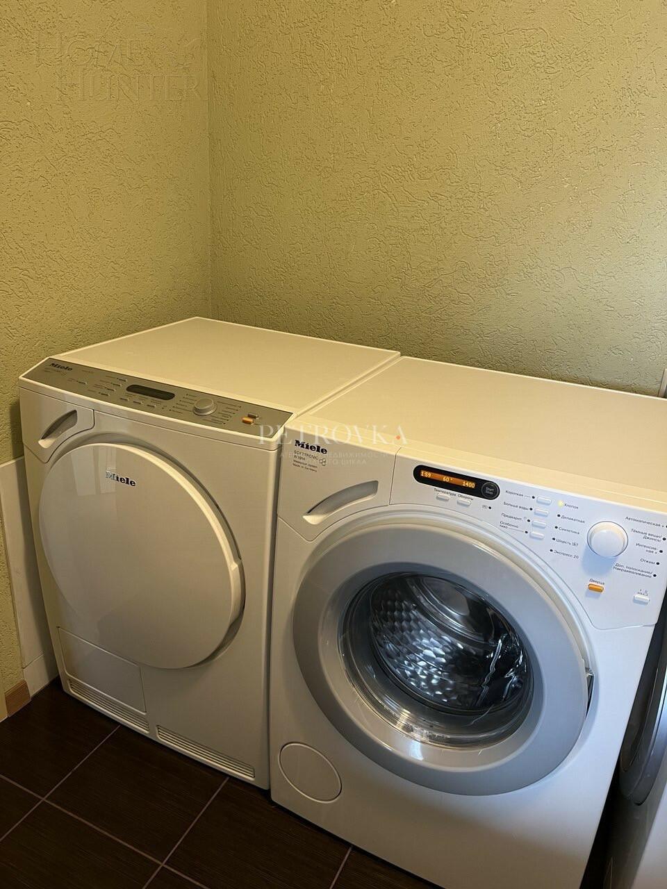 3-этажный таунхаус 320 м² с отделкой