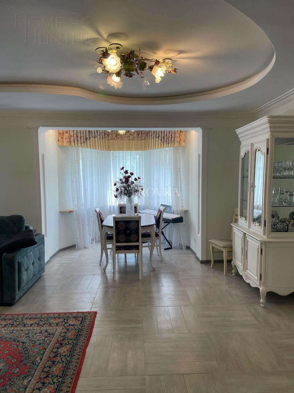 2-этажный коттедж 330 м² с отделкой