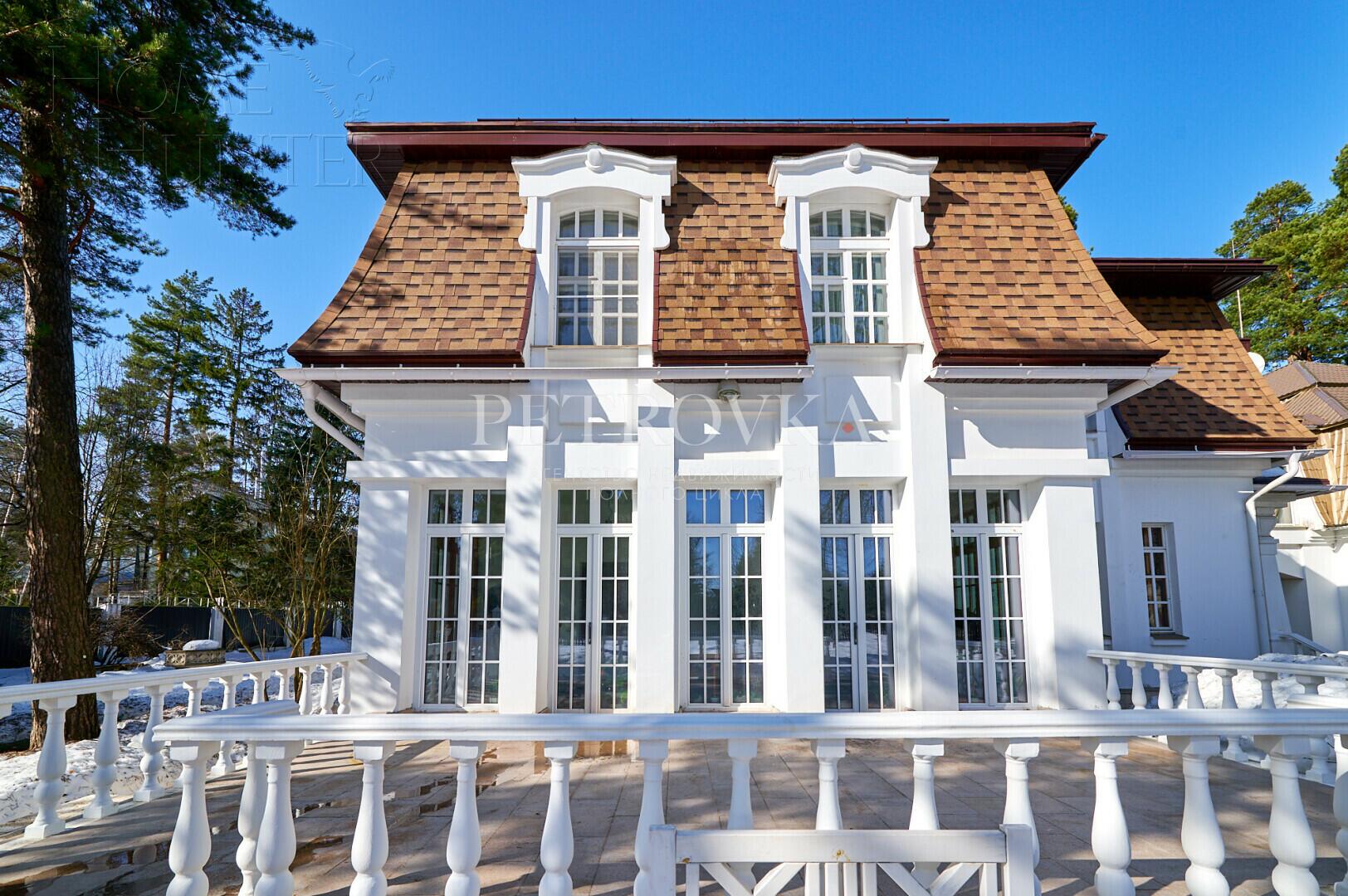2-этажный коттедж 375 м² с отделкой