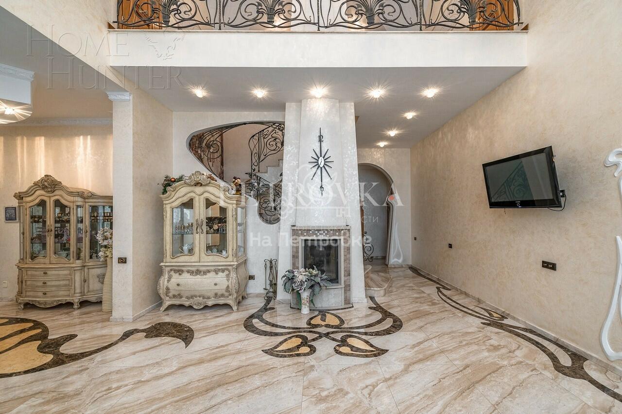 2-этажный коттедж 630 м² с отделкой