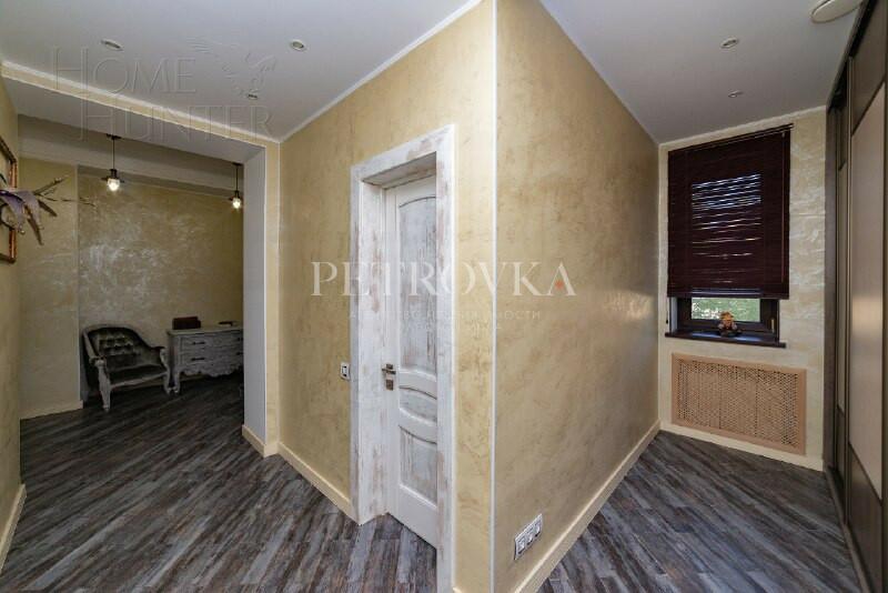 2-этажный коттедж 600 м² с отделкой