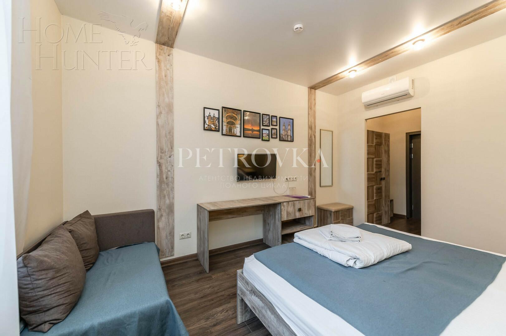 2-этажный коттедж 1 323.9 м² с отделкой