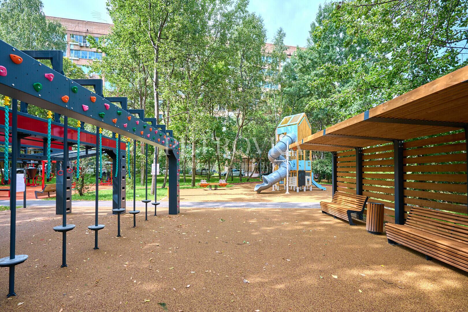 4-КОМН. КВАРТИРА С ОТДЕЛКОЙ 148.3 М² НА 24 ЭТАЖЕ