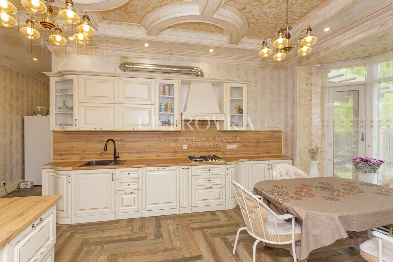 2-этажный коттедж 488.7 м² с отделкой