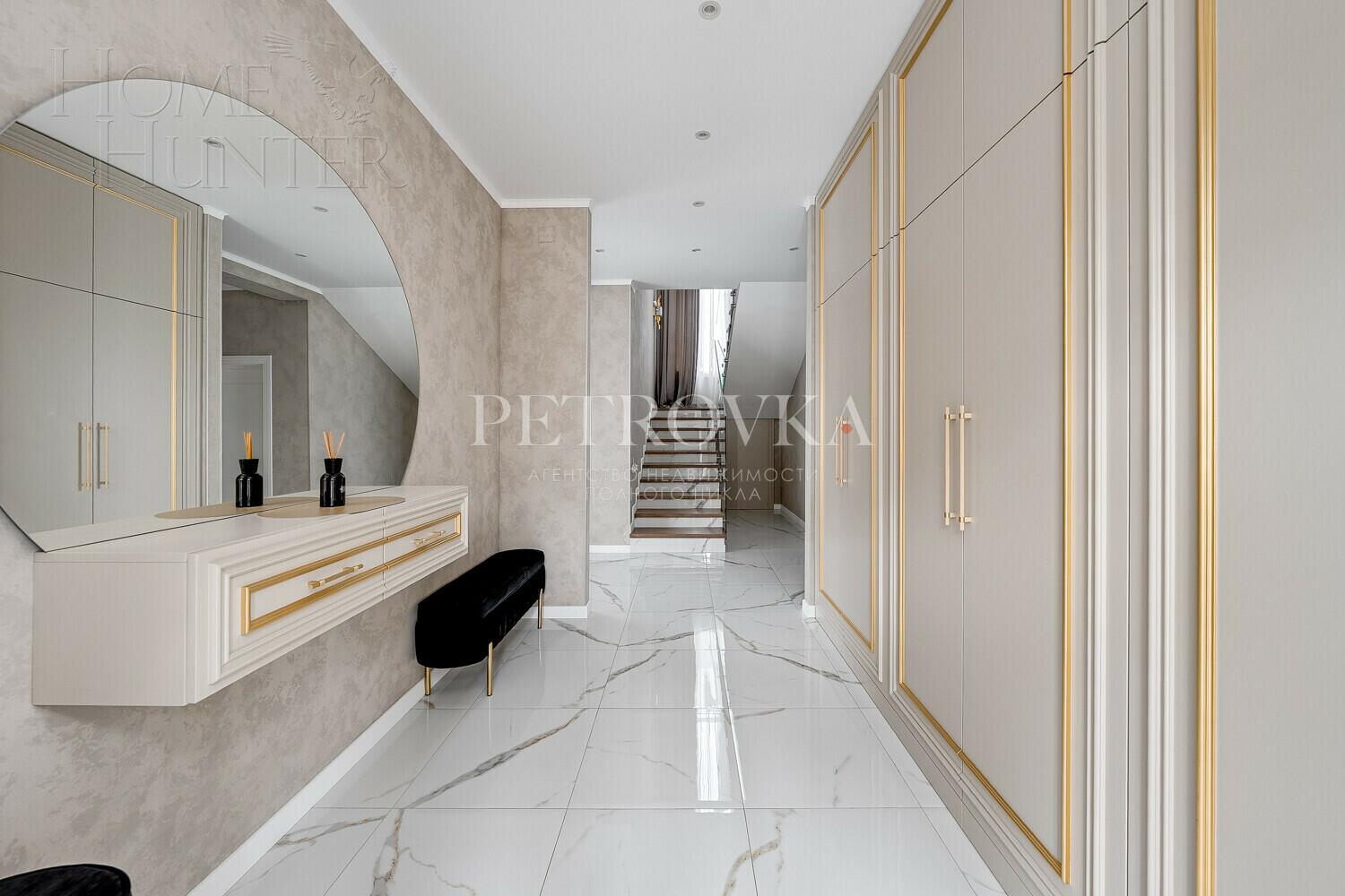 2-этажный коттедж 193.9 м² с отделкой
