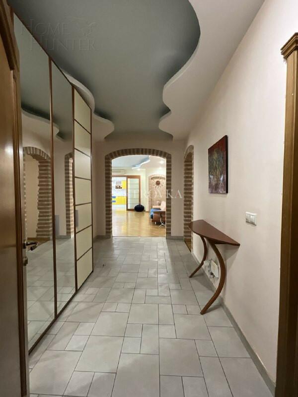 5-КОМН. КВАРТИРА С ОТДЕЛКОЙ 187 М² НА 3 ЭТАЖЕ