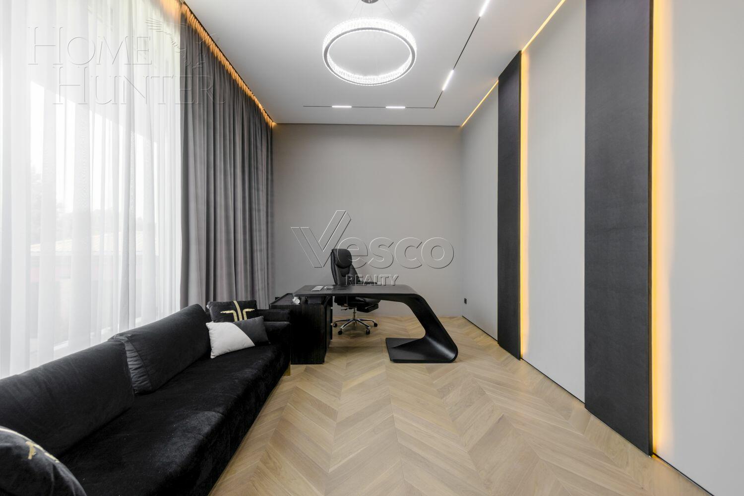 2-этажный коттедж 900 м² без отделки
