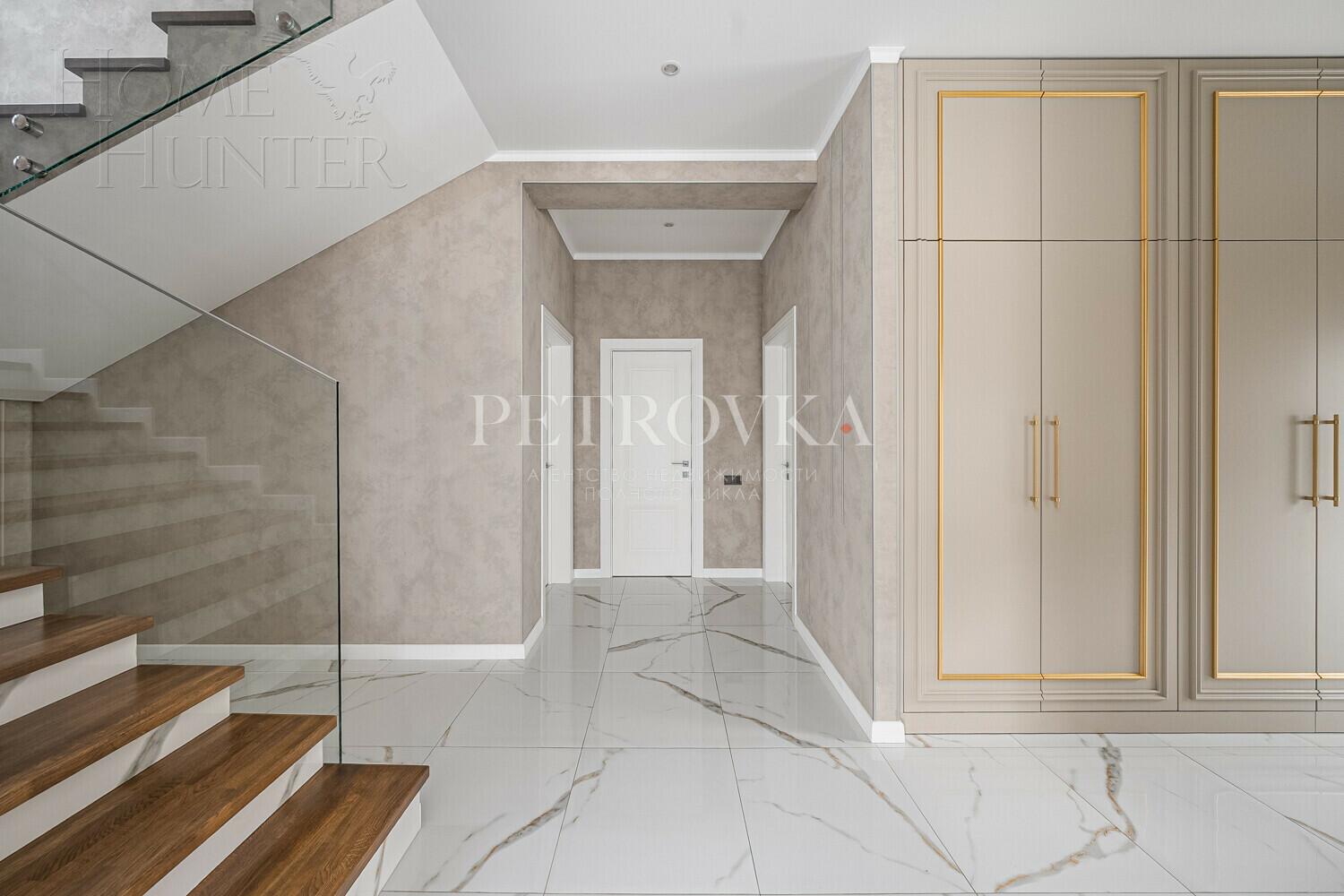 2-этажный коттедж 193.9 м² с отделкой