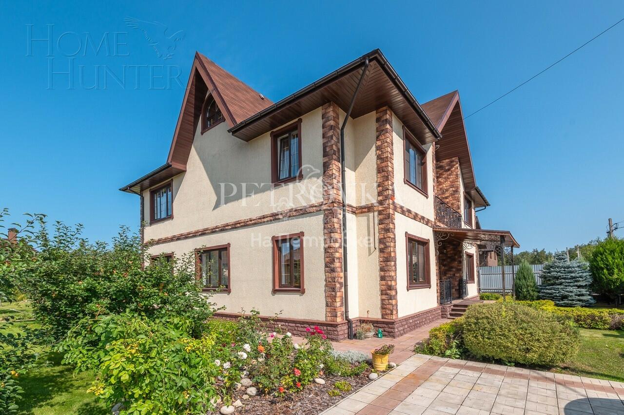 3-этажный коттедж 428 м² с отделкой