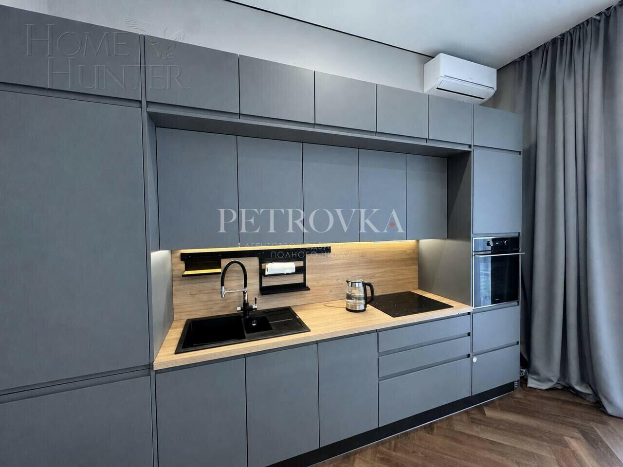 3-этажный таунхаус 168.6 м² с отделкой