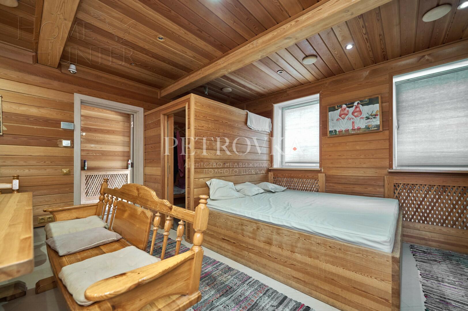 2-этажный коттедж 240 м² с отделкой