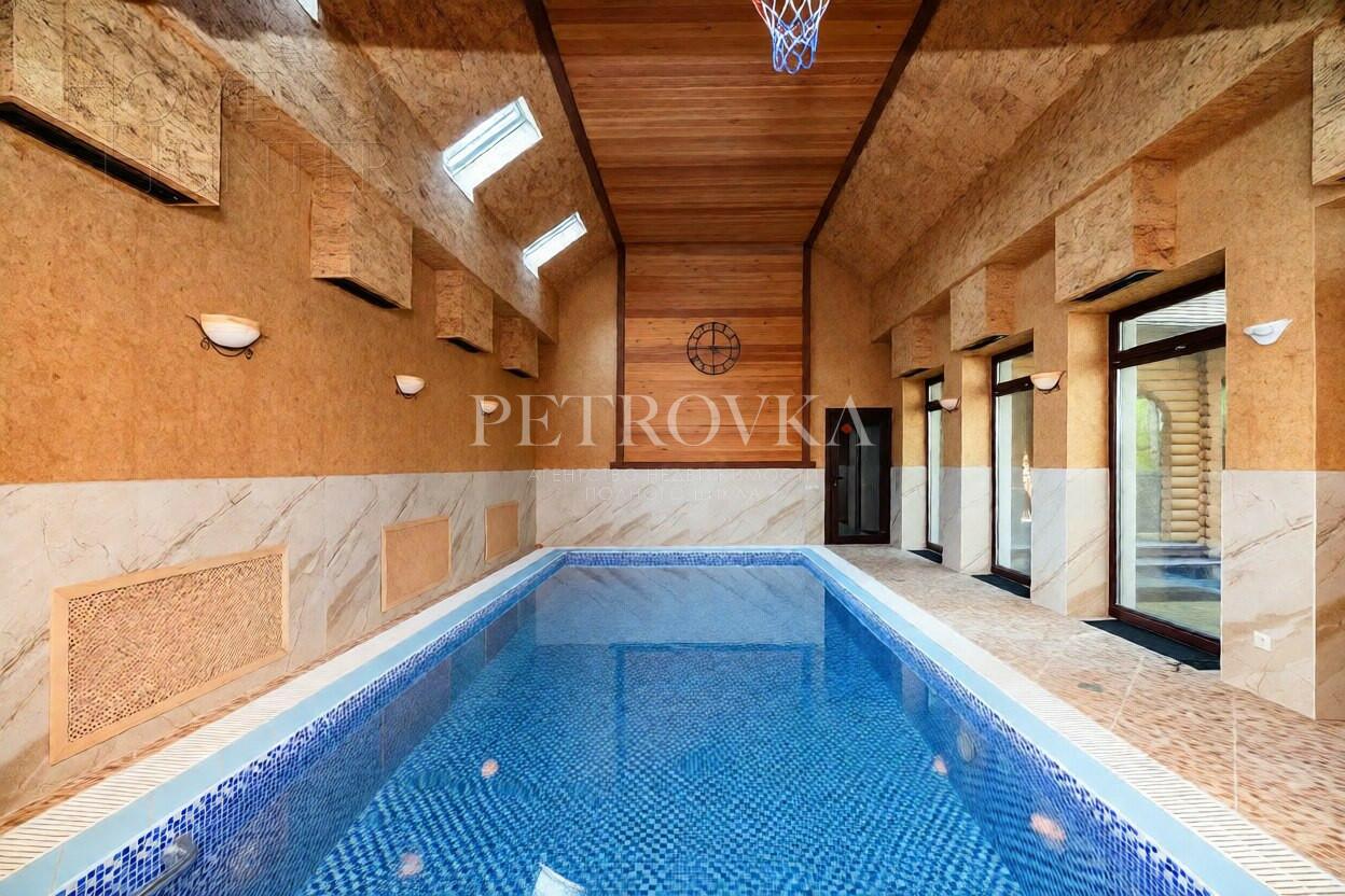 2-этажный коттедж 600 м² с отделкой