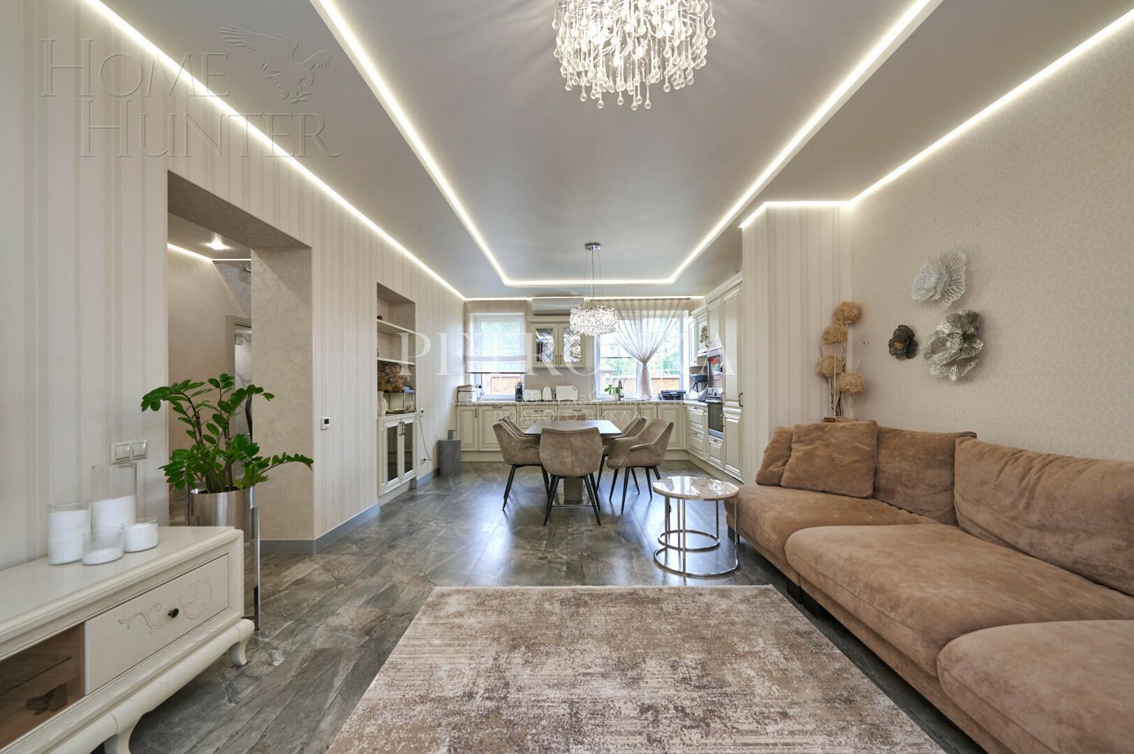 2-этажный коттедж 240 м² с отделкой