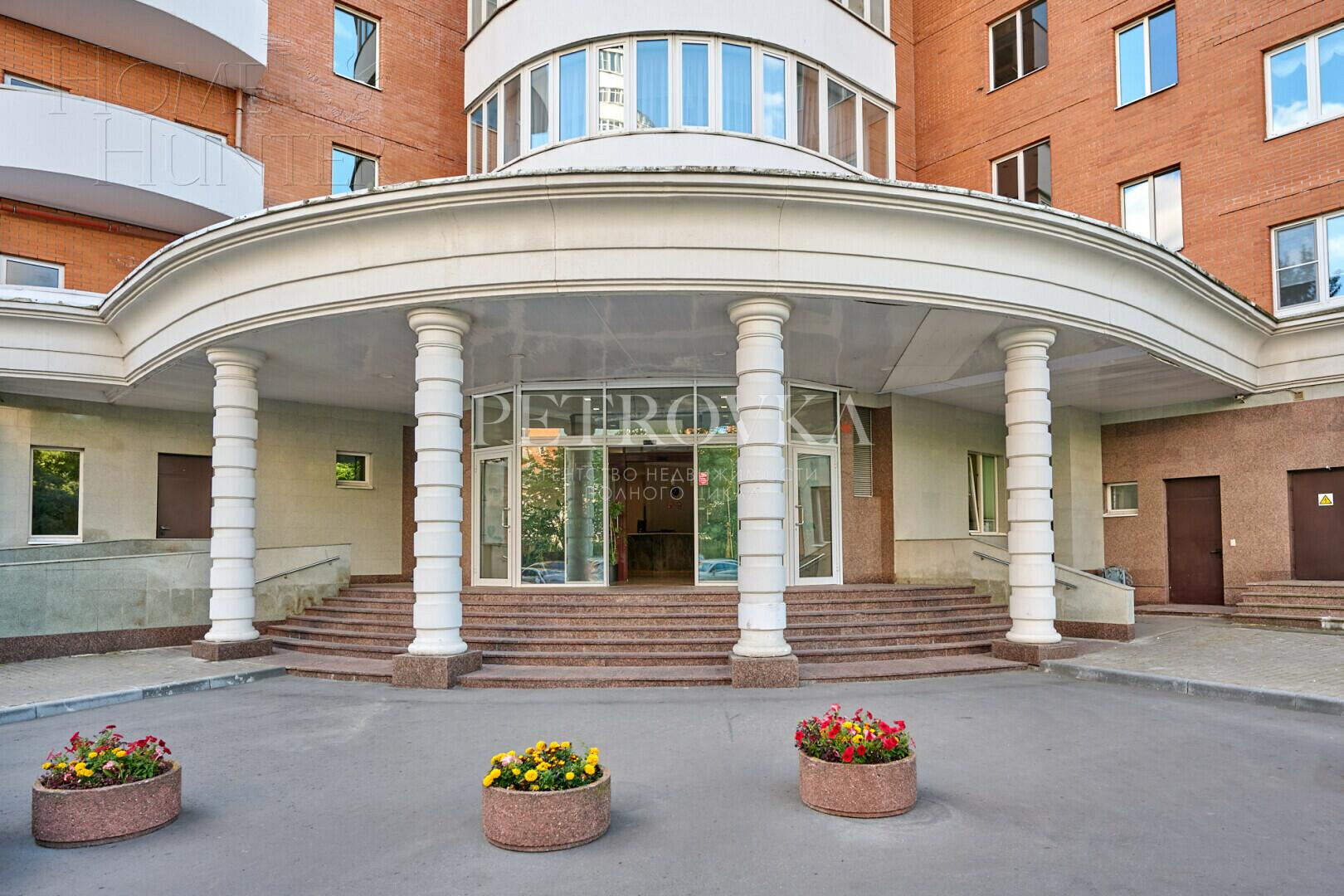 5-КОМН. КВАРТИРА С ОТДЕЛКОЙ 275 М² НА 6 ЭТАЖЕ