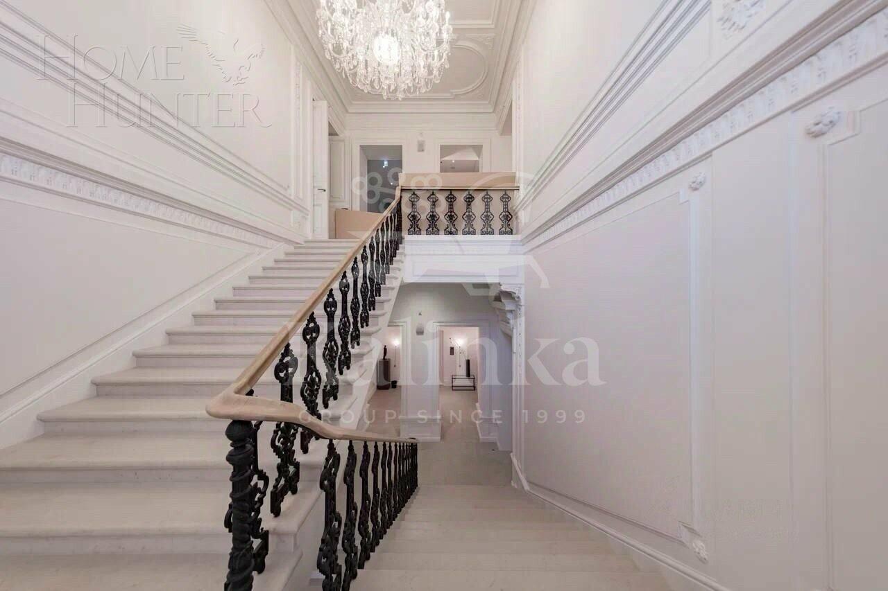 3-КОМН. КВАРТИРА С ОТДЕЛКОЙ 106.8 М² НА 3 ЭТАЖЕ