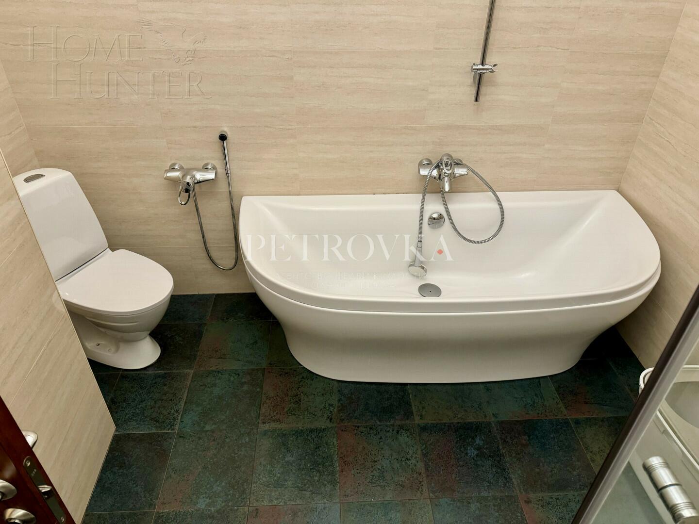 3-КОМН. КВАРТИРА С ОТДЕЛКОЙ 150.3 М² НА 2 ЭТАЖЕ