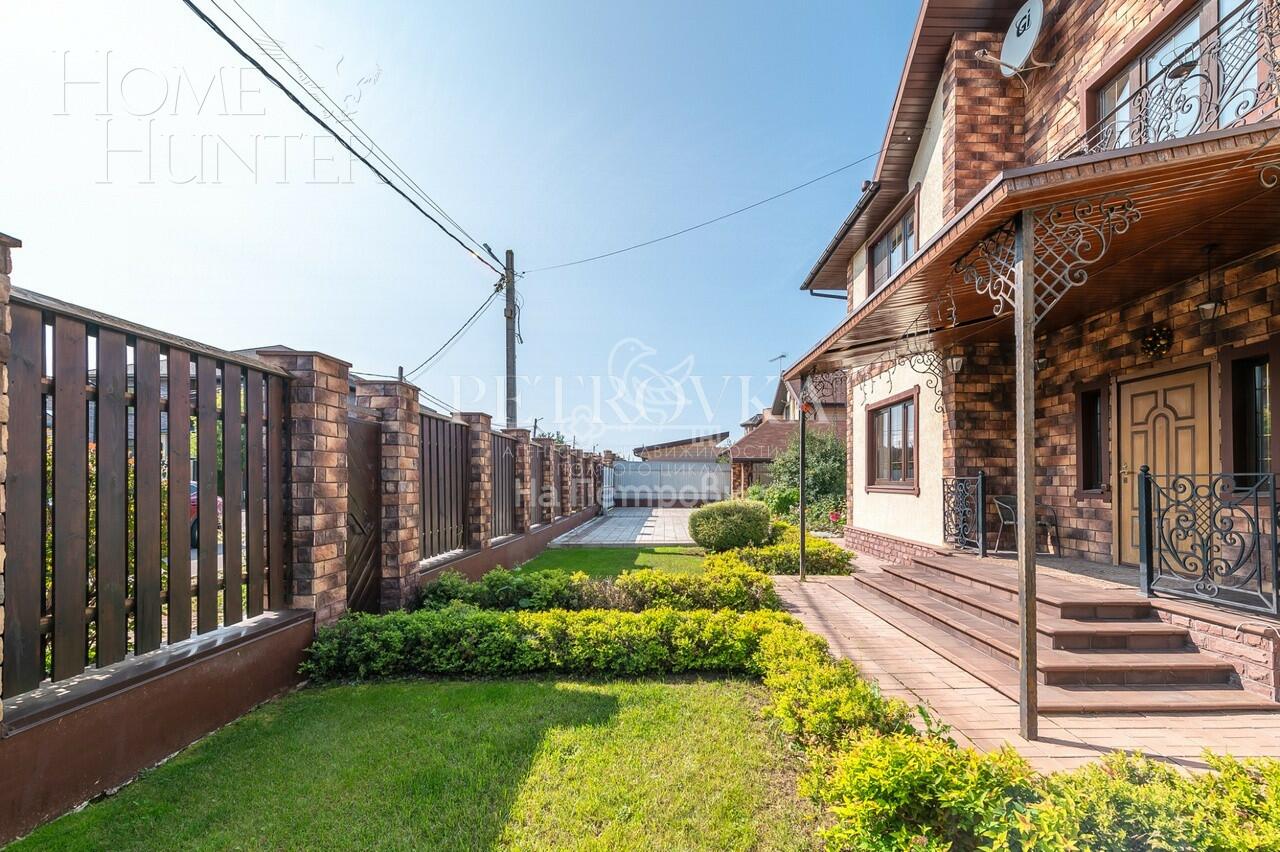3-этажный коттедж 428 м² с отделкой