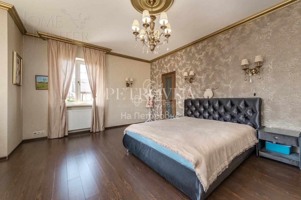 3-этажный коттедж 428 м² с отделкой