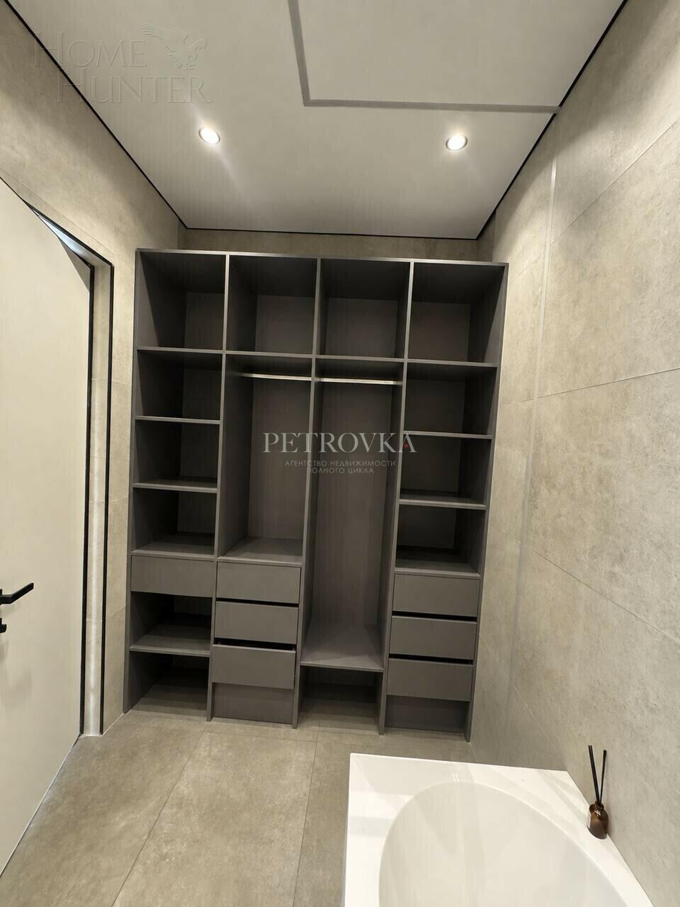 3-этажный таунхаус 168.6 м² с отделкой