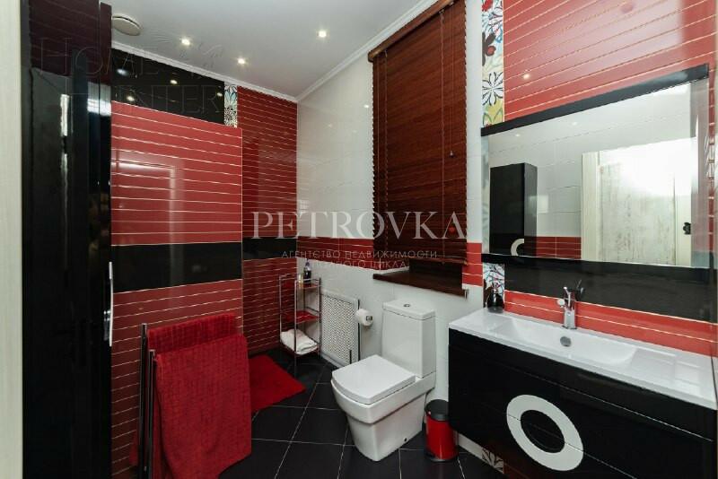 2-этажный коттедж 600 м² с отделкой