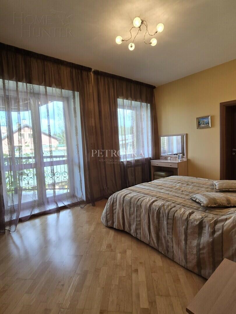 3-этажный коттедж 1 000 м² с отделкой